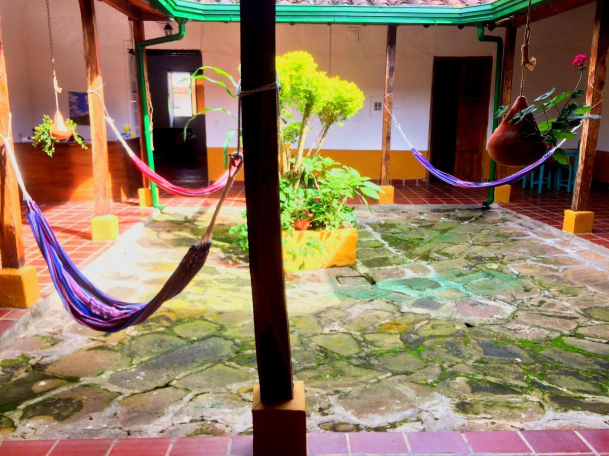 La Hacienda Hostel ซานกิล ภายนอก รูปภาพ