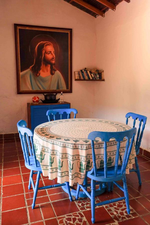 La Hacienda Hostel ซานกิล ภายนอก รูปภาพ